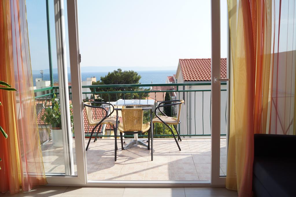 Apartments Mario With Private Parking Makarska Extérieur photo