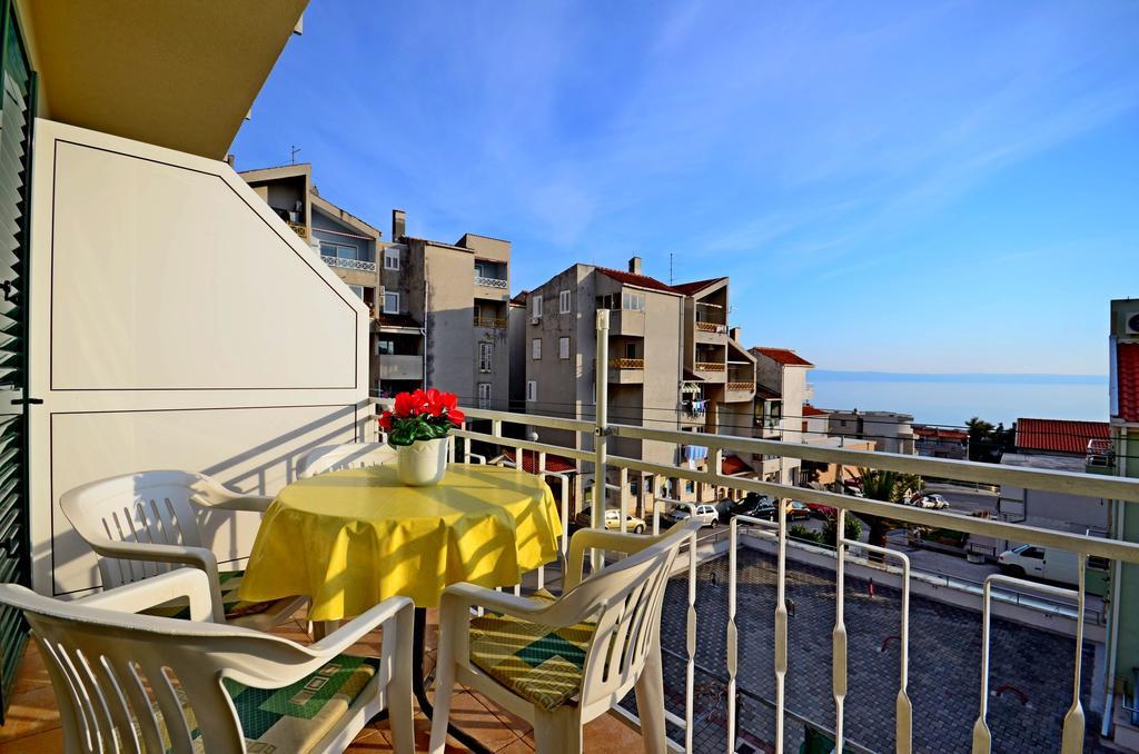 Apartments Mario With Private Parking Makarska Extérieur photo