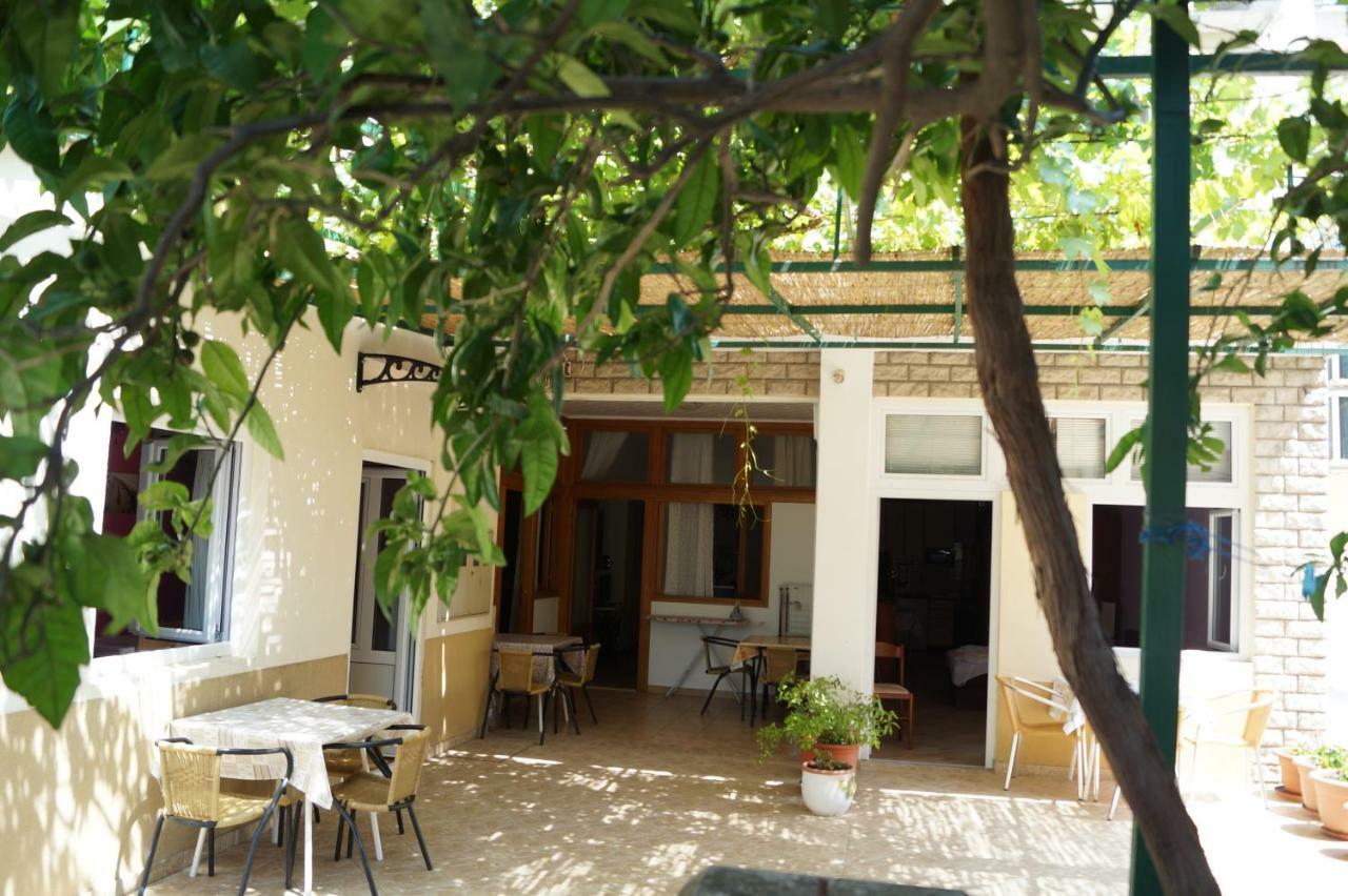 Apartments Mario With Private Parking Makarska Extérieur photo