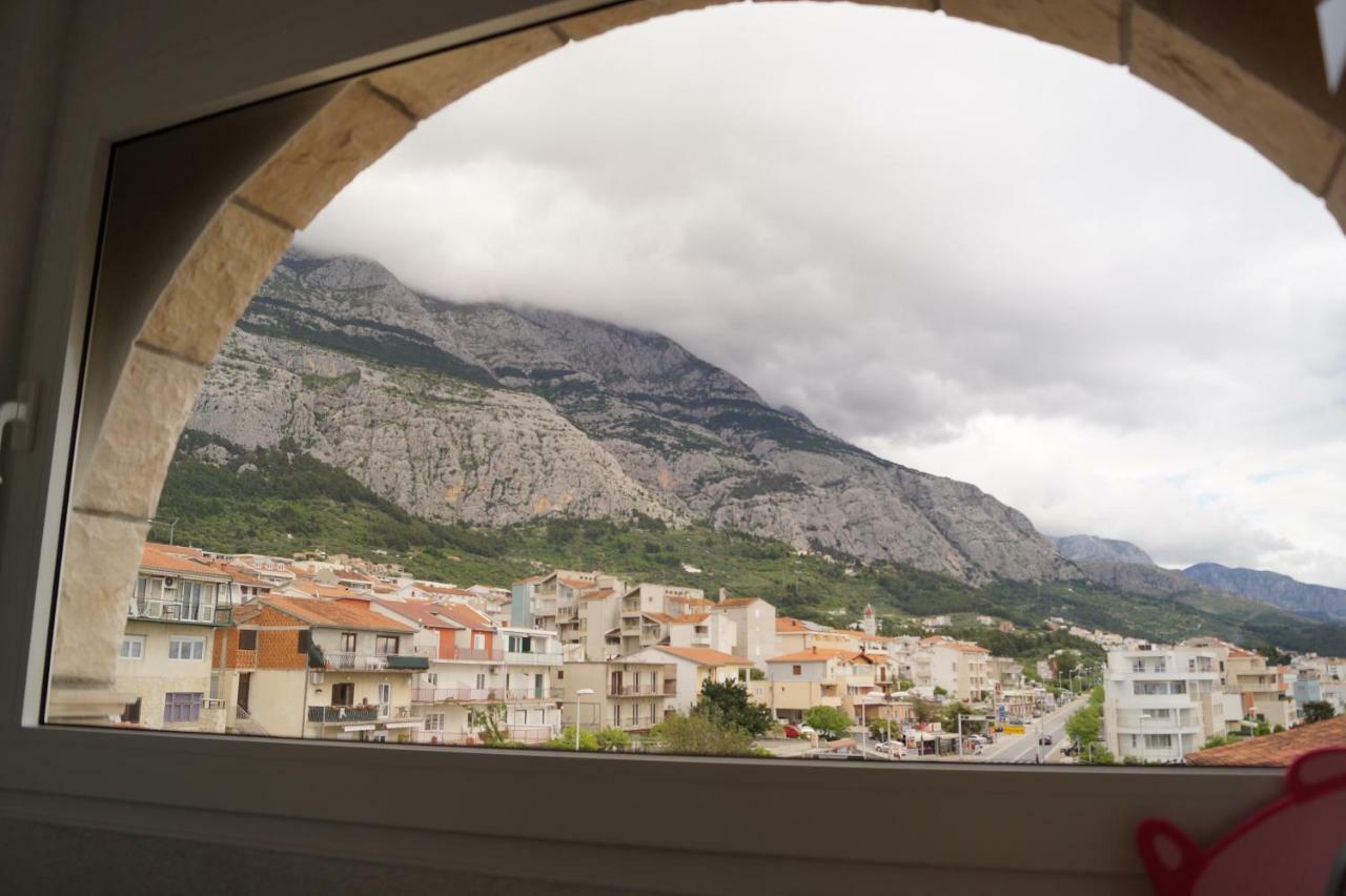 Apartments Mario With Private Parking Makarska Extérieur photo