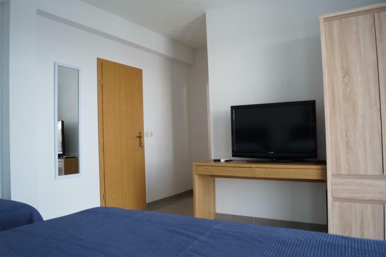 Apartments Mario With Private Parking Makarska Extérieur photo