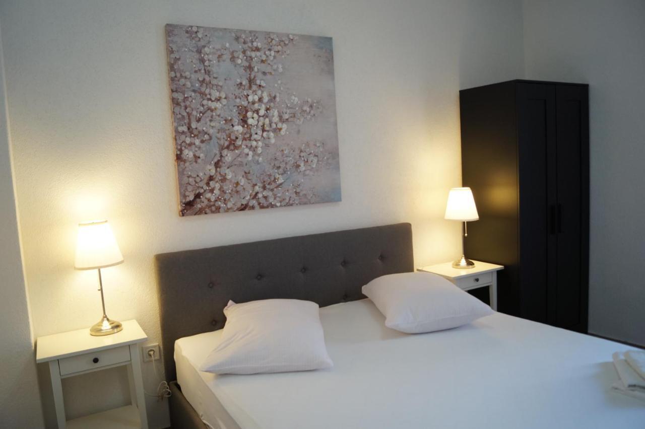 Apartments Mario With Private Parking Makarska Extérieur photo